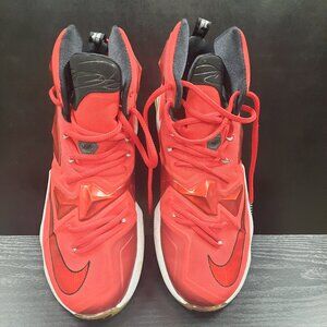 Nike LeBron 13 XIII On Court Basketball Shoes - Men's Size 9
